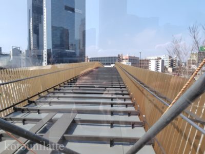 うめきた公園歩行者デッキ